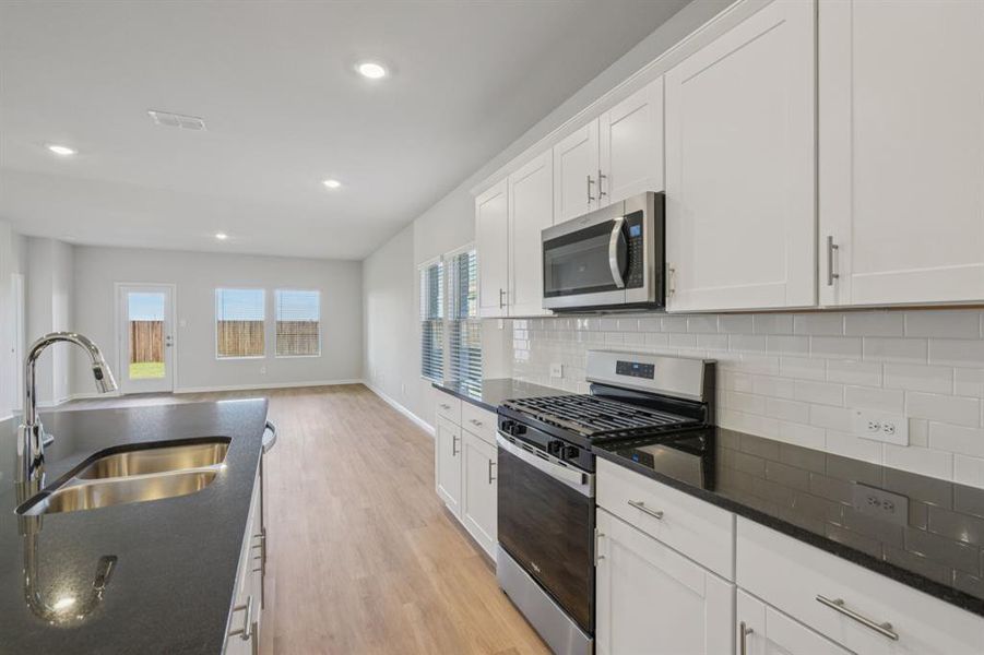 Furnished interior view inside a new home in River Ridge, Crandall (Image 13). Furnished interior view inside a new home in River Ridge, Crandall (Image 13).
