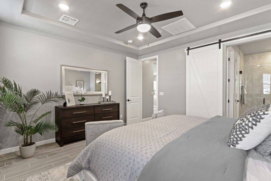 Representative furnished interior of a home built from the Pershing by Hakes Brothers in Paseo Del Este, El Paso (Image 19).