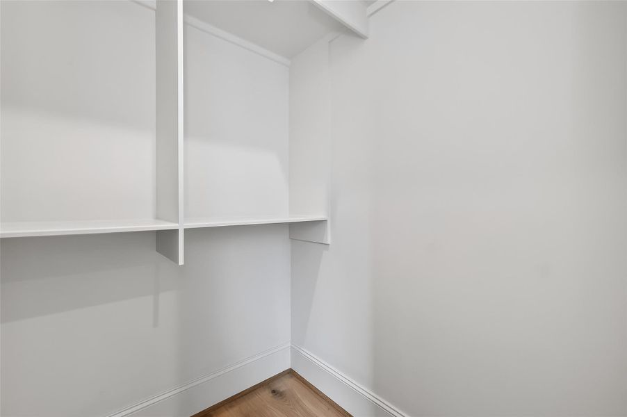 Spacious, unfurnished interior of a new home in , Houston (Image 15).