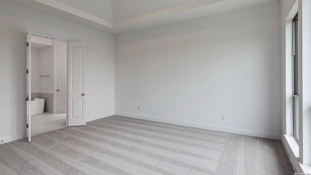 Spacious, unfurnished interior of a new home in Kallison Ranch, San Antonio (Image 17).