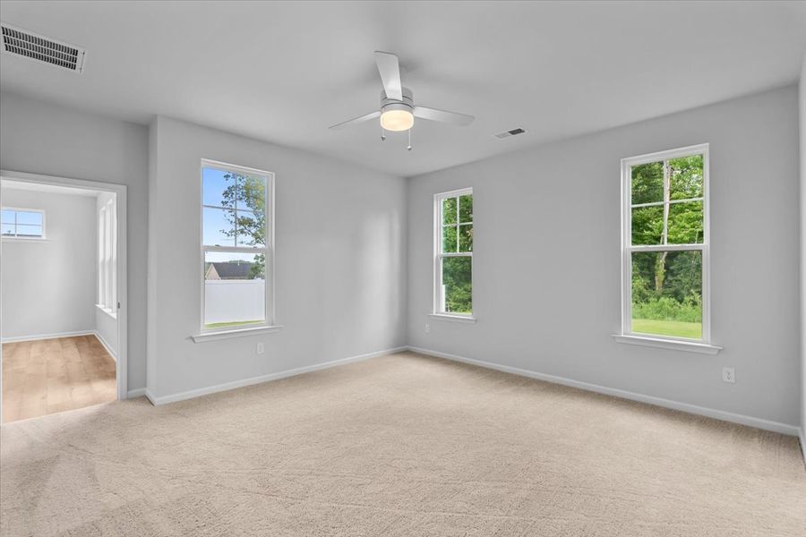 Spacious, unfurnished interior of a new home in Fieldstone, Lexington (Image 31). Spacious, unfurnished interior of a new home in Fieldstone, Lexington (Image 31).
