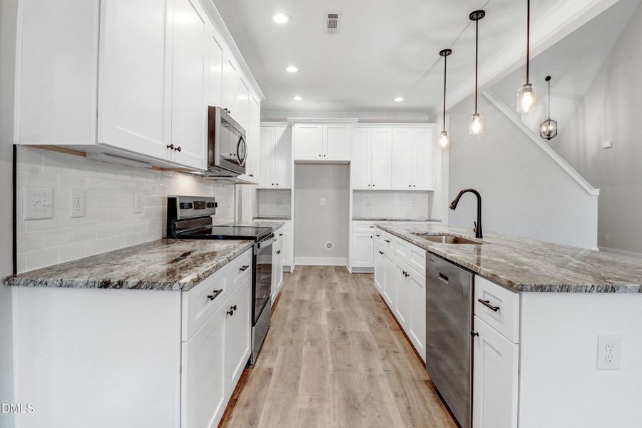 13-17 Birchtop Cir-13 13-17 Birchtop Cir-13