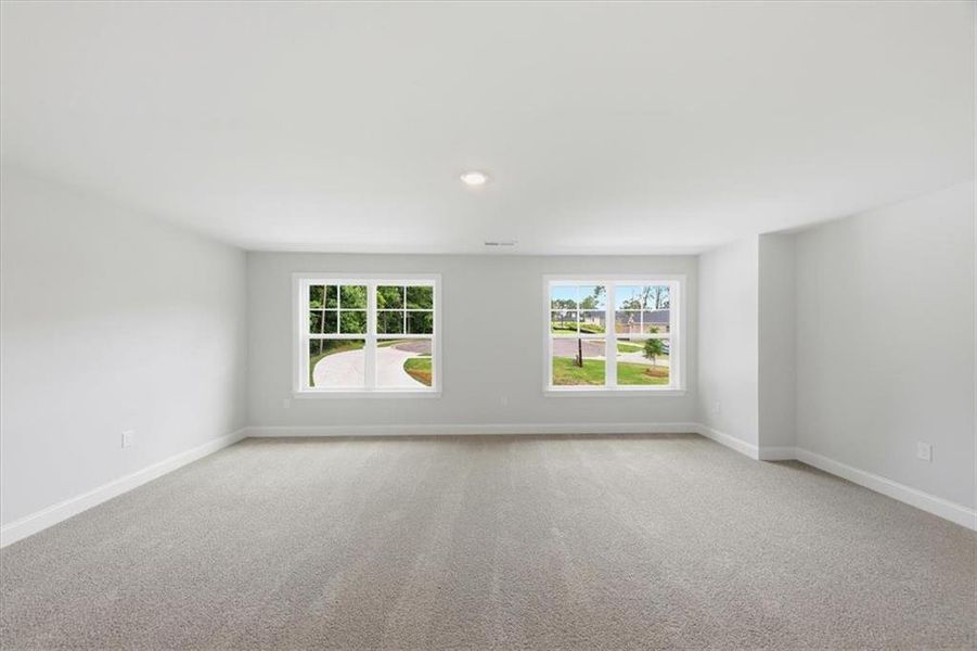 Spacious, unfurnished interior of a new home in Tuscany Hills, Douglasville (Image 40).