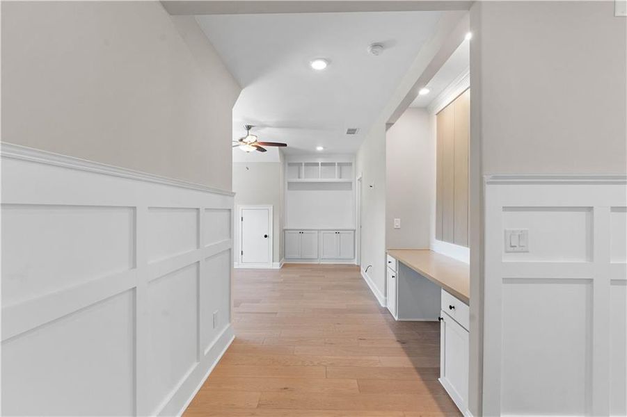 Spacious, unfurnished interior of a new home in Bellwyn, Johns Creek (Image 22).