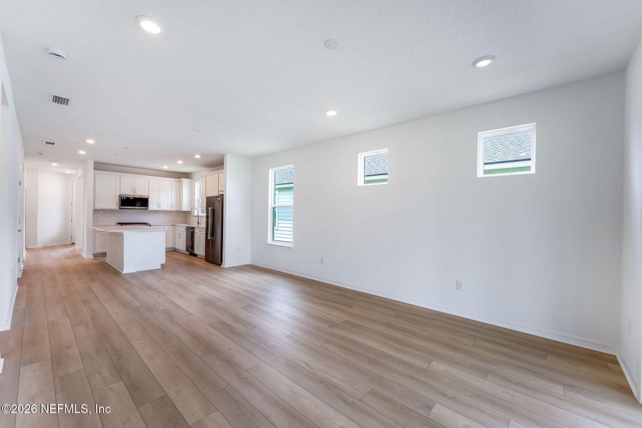 Spacious, unfurnished interior of a new home in Del Webb Wildlight, Wildlight (Image 29).