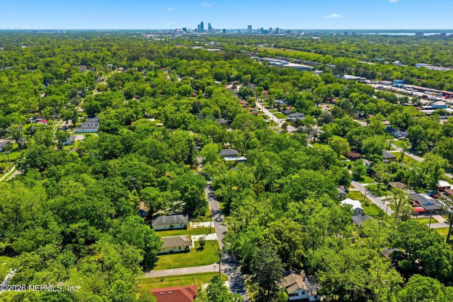 Image 33 of a home in .