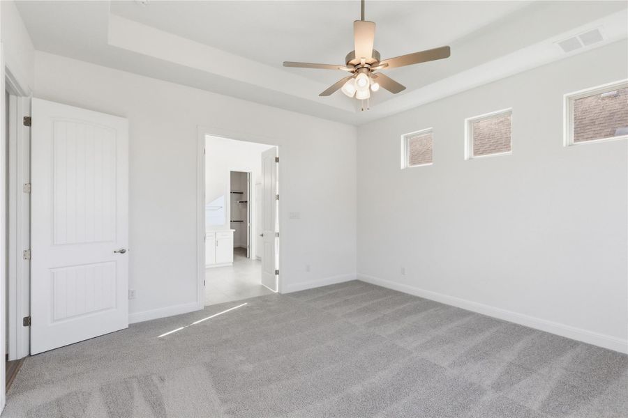 Spacious, unfurnished interior of a new home in Retreat at San Gabriel, Georgetown (Image 26).