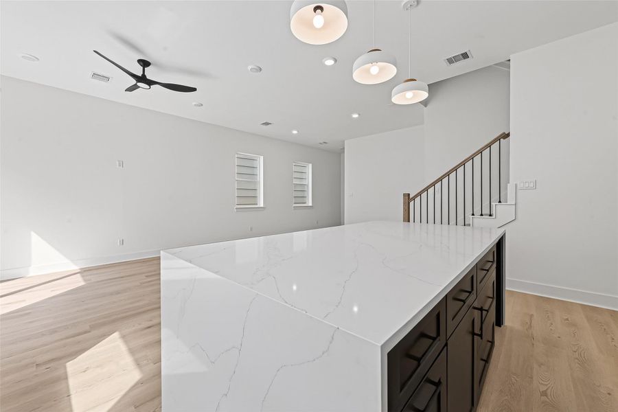 Image 34 of a home in .