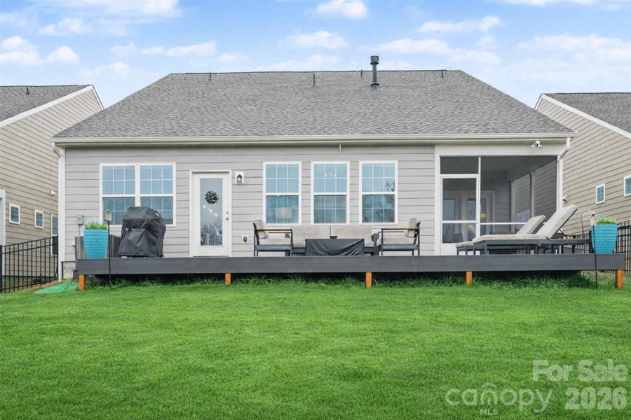 Exterior details and patio area of a home in Elizabeth, Fort Mill (Image 23).