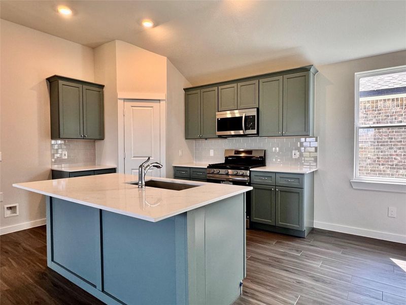 Furnished interior view inside a new home in Santa Fe, Cleveland (Image 6).