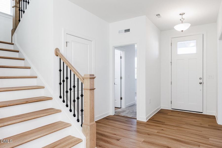 Mag SF-Lot 170-Lassen_QMI (16) Mag SF-Lot 170-Lassen_QMI (16)