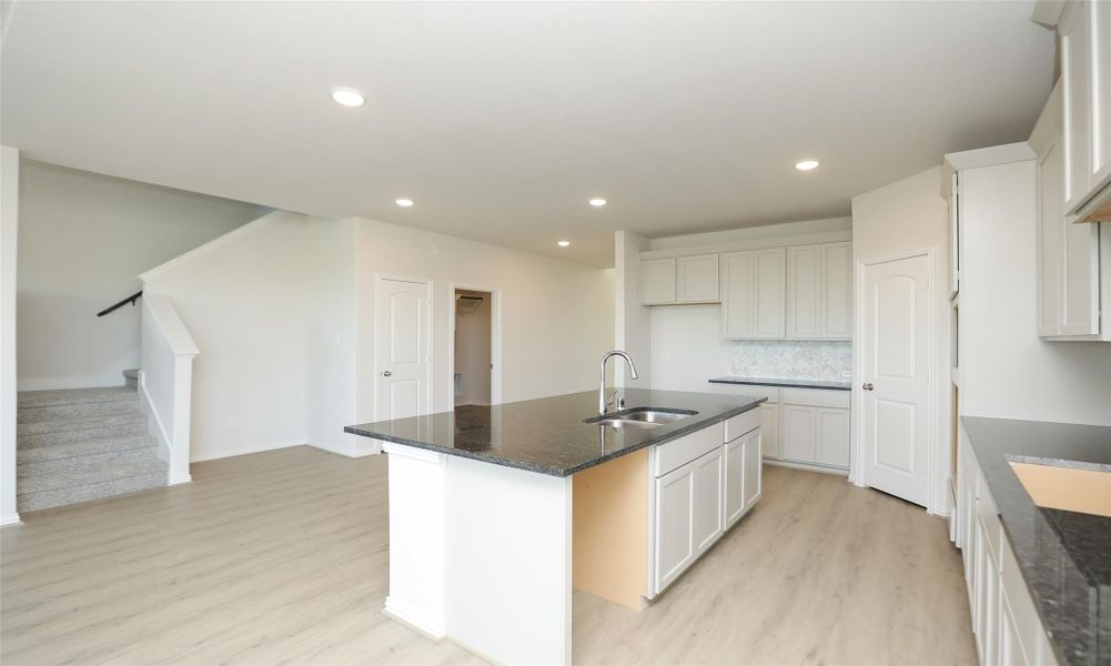 Image 15 of a home in River Ranch.