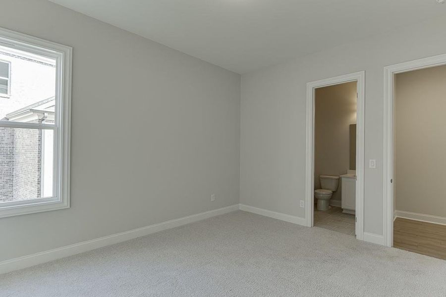 Spacious, unfurnished interior of a new home in , Buford (Image 22).