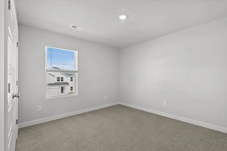 Spacious, unfurnished interior of a new home in Cedar Shoals - Signature Collection, Piedmont (Image 19).