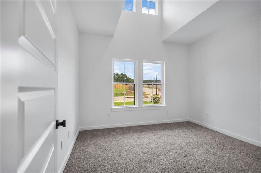 Spacious, unfurnished interior of a new home in , Lindale (Image 18).