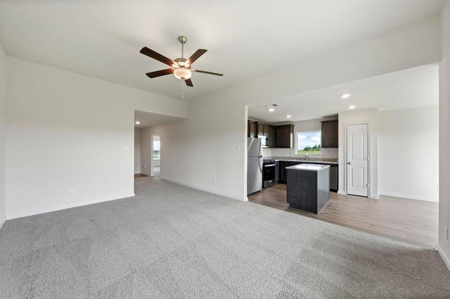 Spacious, unfurnished interior of a new home in Cresson Estates, Cresson (Image 6).