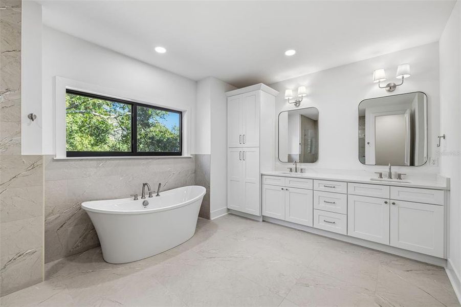 Furnished interior view inside a new home in , Tampa (Image 14).