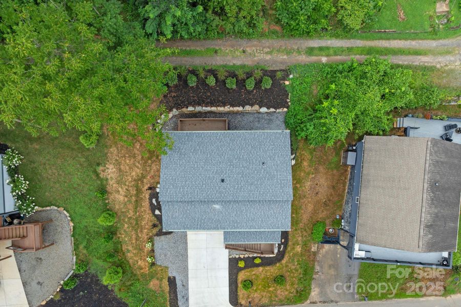 Image 36 of a home in . Image 36 of a home in .