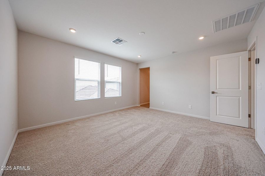 21_New-2-story-home_for-sale_Surprise-AZ