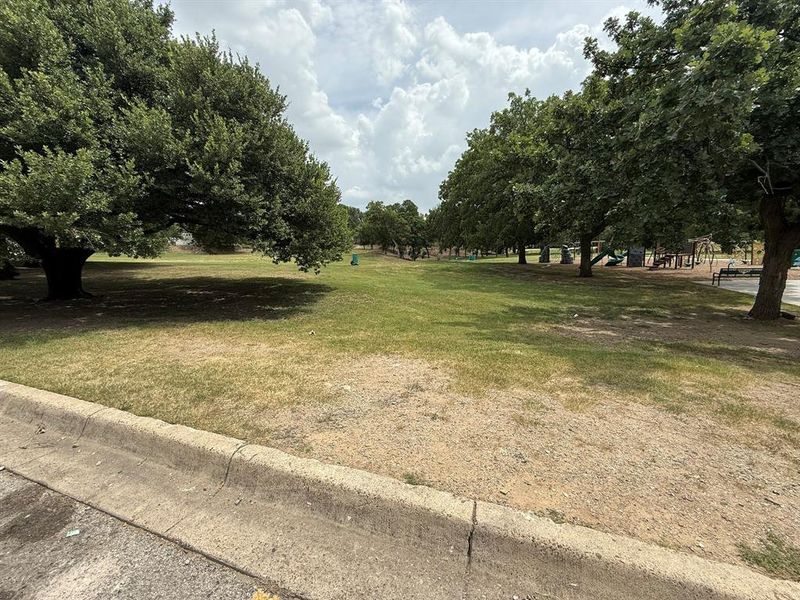 New Public Park Within Walking Distance