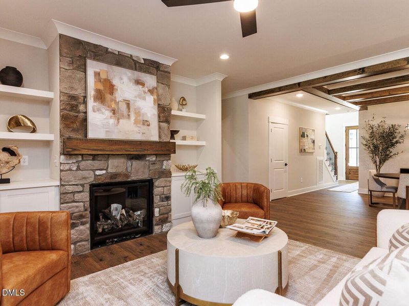 009-1280x960-living-room