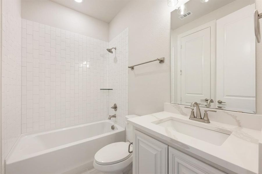 Furnished interior view inside a new home in Hayes Crossing, Midlothian (Image 15). Furnished interior view inside a new home in Hayes Crossing, Midlothian (Image 15).