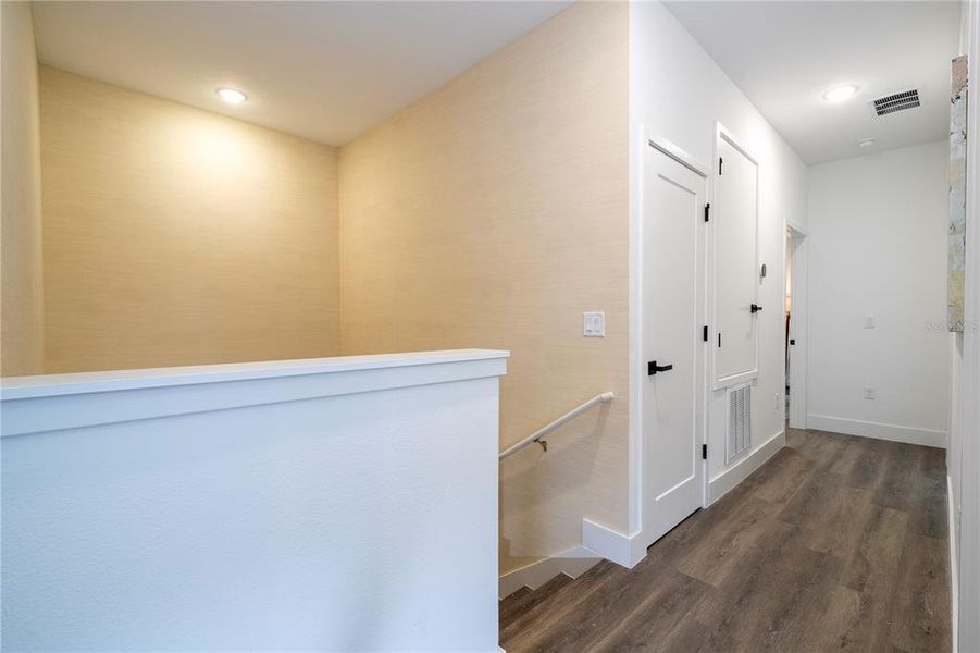 Spacious, unfurnished interior of a new home in , Kissimmee (Image 23).