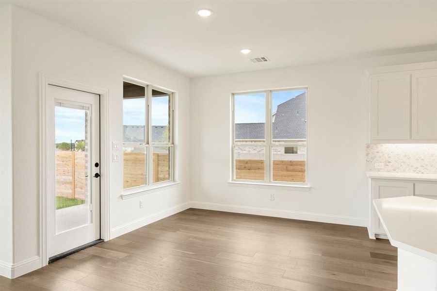 Spacious, unfurnished interior of a new home in Painted Tree Woodland District 50, McKinney (Image 28). Spacious, unfurnished interior of a new home in Painted Tree Woodland District 50, McKinney (Image 28).