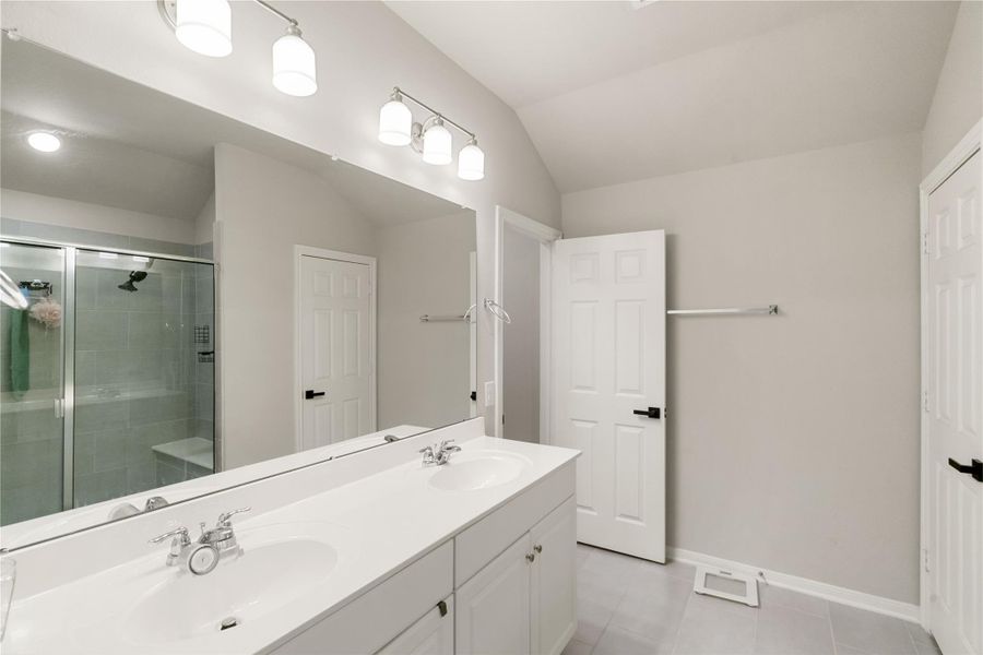 Furnished interior view inside a new home in , Conroe (Image 18). Furnished interior view inside a new home in , Conroe (Image 18).