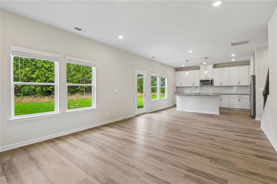 Spacious, unfurnished interior of a new home in Manning Mill, Adairsville (Image 49). Spacious, unfurnished interior of a new home in Manning Mill, Adairsville (Image 49).