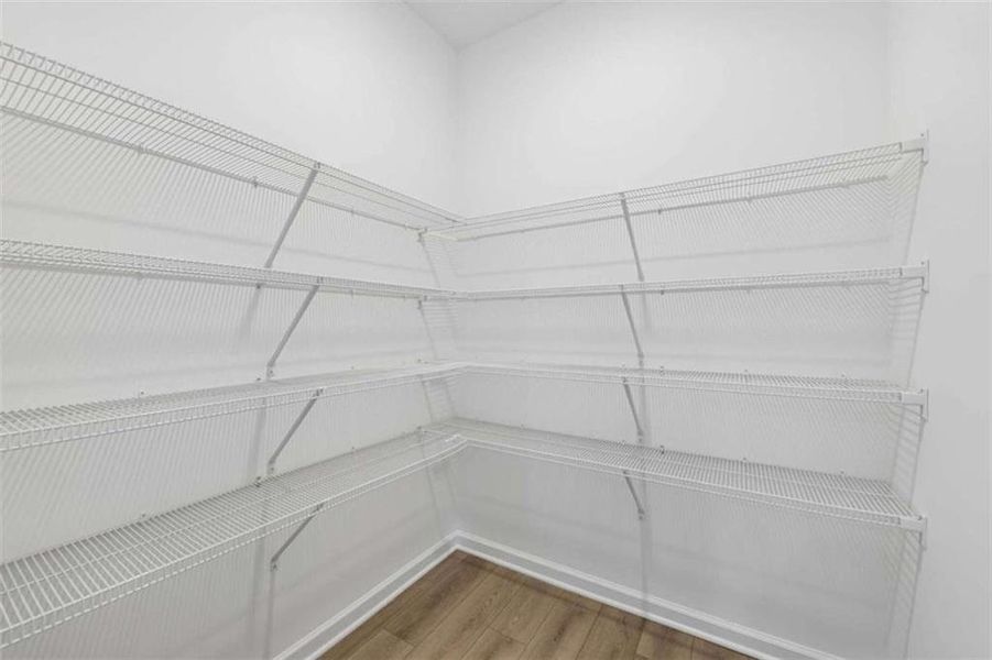 Spacious, unfurnished interior of a new home in The Pointe at Heron Bay, Locust Grove (Image 26).