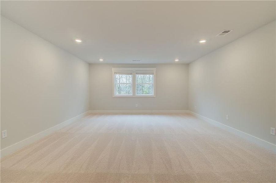 Spacious, unfurnished interior of a new home in , Senoia (Image 18).