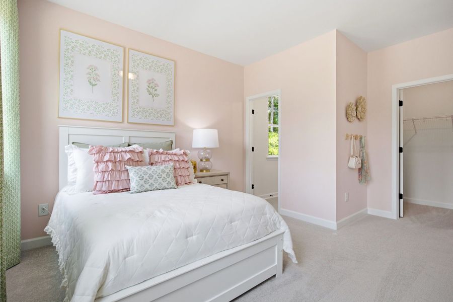 Representative furnished interior of a home built from the The Ashport K by Davidson Homes LLC in Montrose, Aberdeen (Image 42).