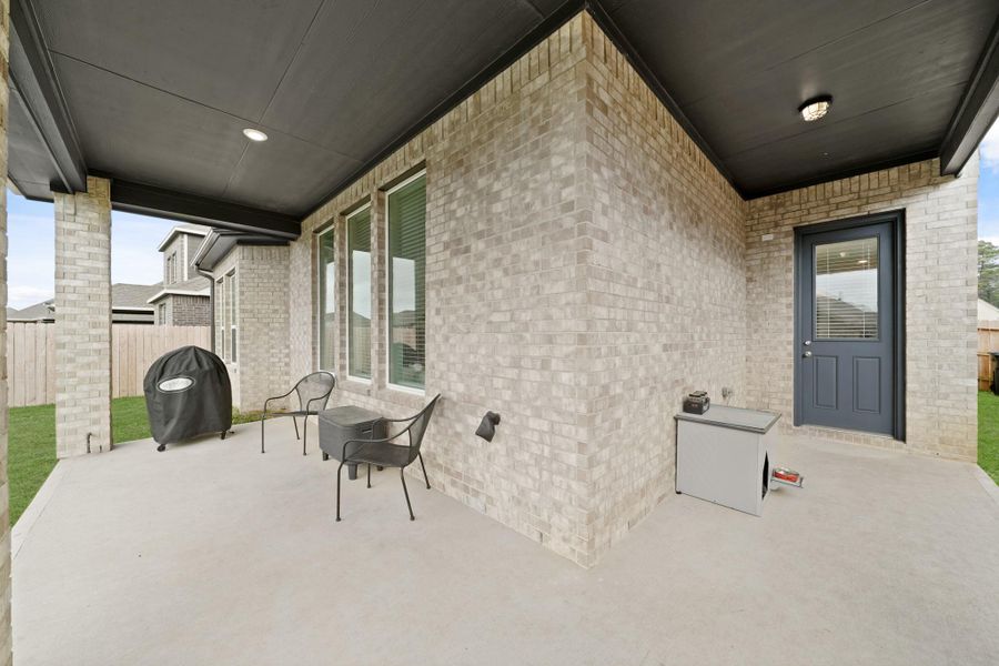This amazing wrap-around back patio is a rare find and provides multiple opportunities for outdoor enjoyment!