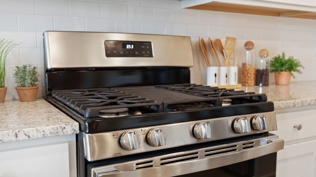 Brand-new stainless steel appliances Brand-new stainless steel appliances