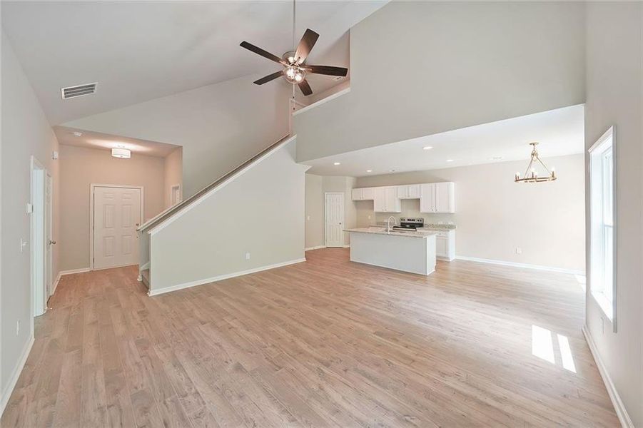 Spacious, unfurnished interior of a new home in , Dahlonega (Image 10).