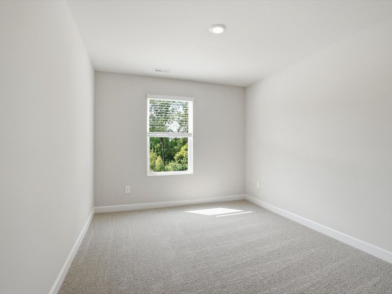 Spacious, unfurnished interior of a new home in Crossing at Abner Creek Townes, Greer (Image 15).