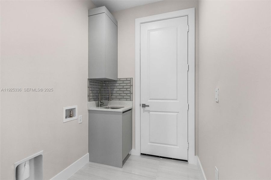 Furnished interior view inside a new home in , Naples (Image 6).