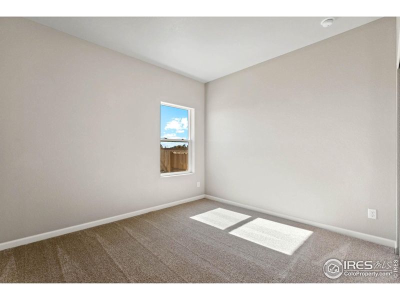 Spacious, unfurnished interior of a new home in Hidden Creek, Frederick (Image 8).