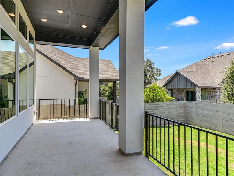 The large covered patio is plumbed with a gas hook-up for your grill!