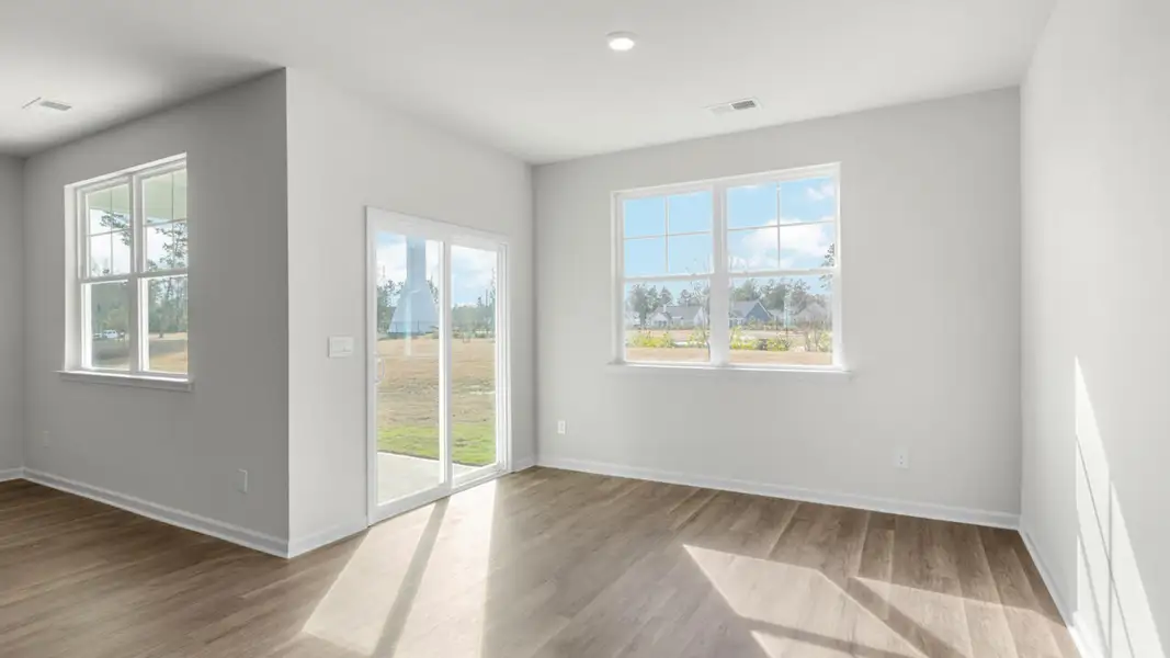 Representative unfurnished interior of a home built from the ARIA by D.R. Horton in Vineyard Trail, Jacksonville (Image 14). Representative unfurnished interior of a home built from the ARIA by D.R. Horton in Vineyard Trail, Jacksonville (Image 14).