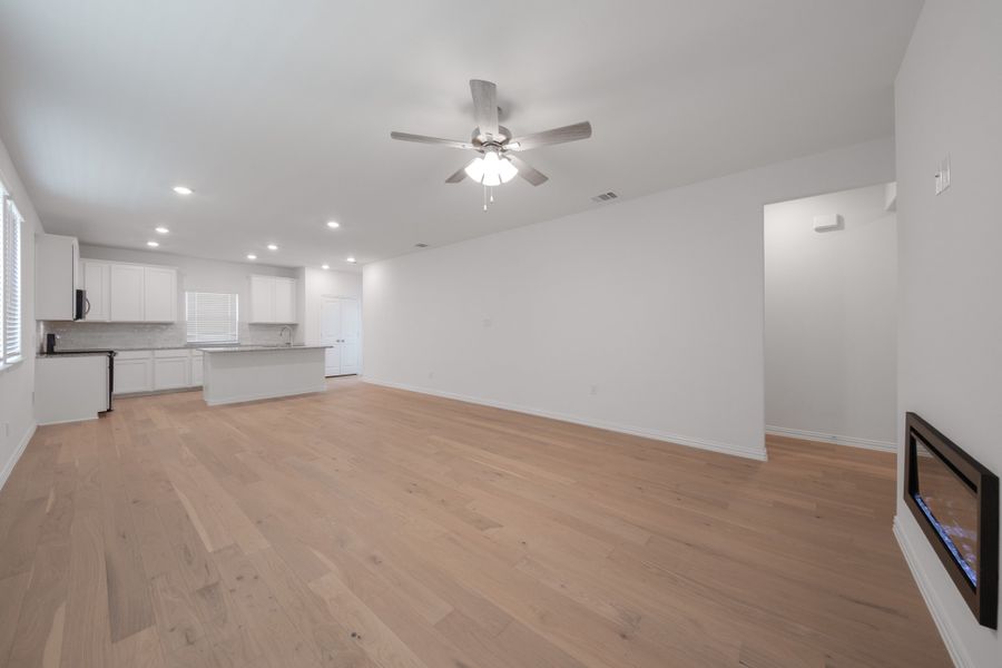Spacious, unfurnished interior of a new home in Churchill, Anna (Image 17). Spacious, unfurnished interior of a new home in Churchill, Anna (Image 17).