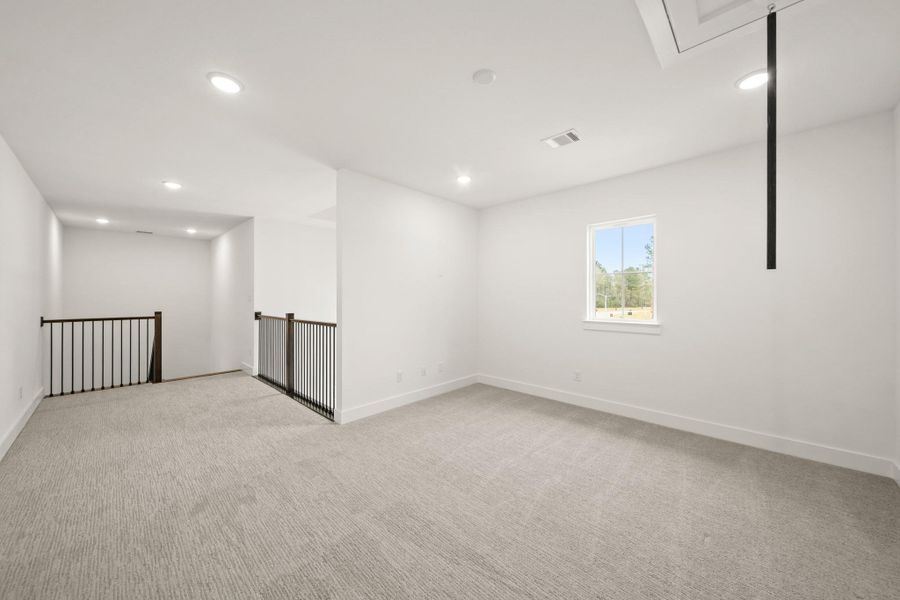 Spacious, unfurnished interior of a new home in Colton, Todd Mission (Image 38). Spacious, unfurnished interior of a new home in Colton, Todd Mission (Image 38).