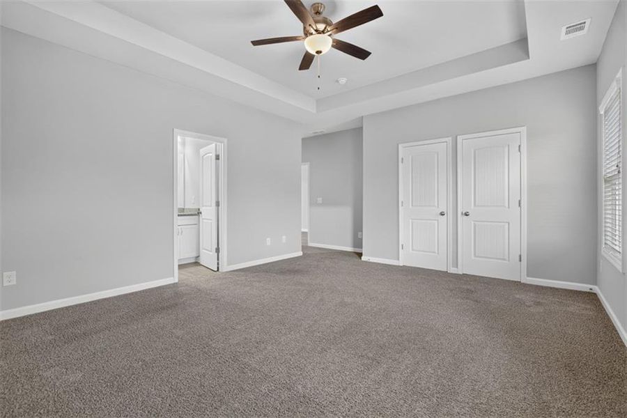 Spacious, unfurnished interior of a new home in , Eastanollee (Image 22).