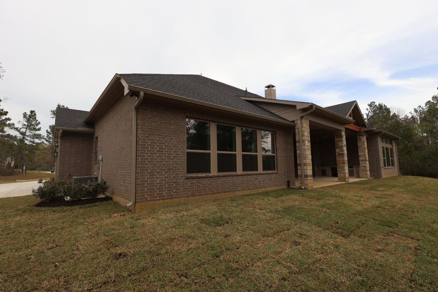 Exterior details and patio area of a home in , Montgomery (Image 3).