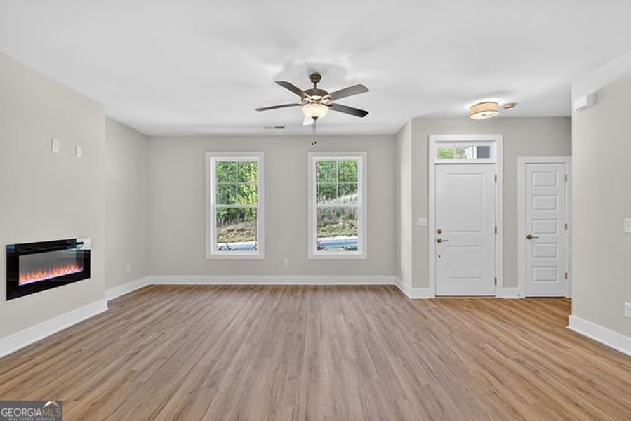 Spacious, unfurnished interior of a new home in The Park at Gainesville Township, Gainesville (Image 20).