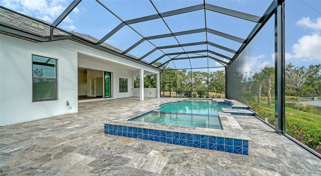 Exterior details and patio area of a home in Tideline, Bradenton (Image 29).