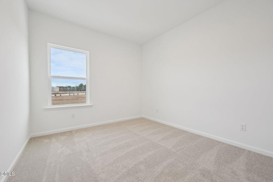 33-web-or-mls-Marvel Dr-S1012-033