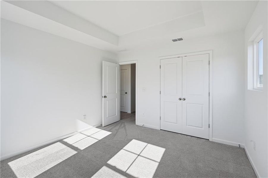 Spacious, unfurnished interior of a new home in Rosewood Farm, Lawrenceville (Image 22).