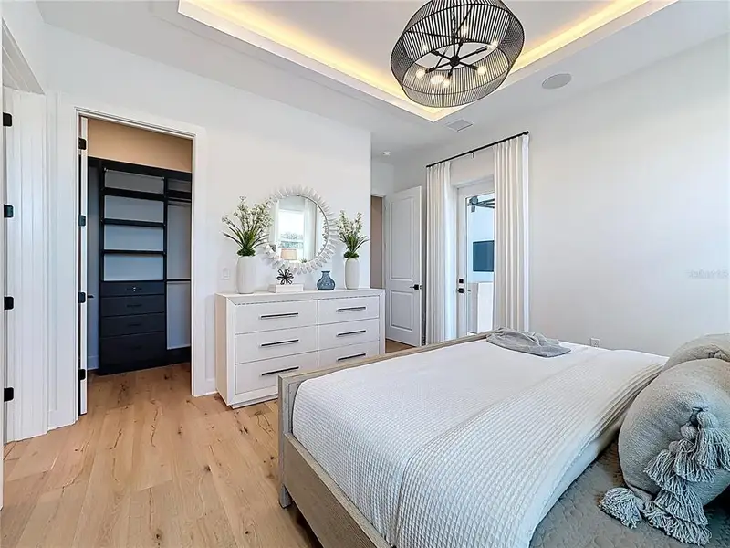 Furnished interior view inside a new home in , Bradenton (Image 74).